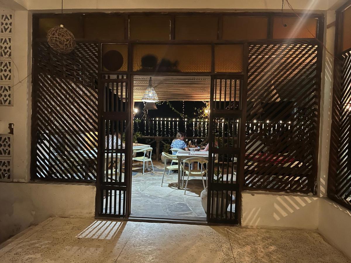 Malcom Residence 2 Mdudu Mkubwa Екстериор снимка
