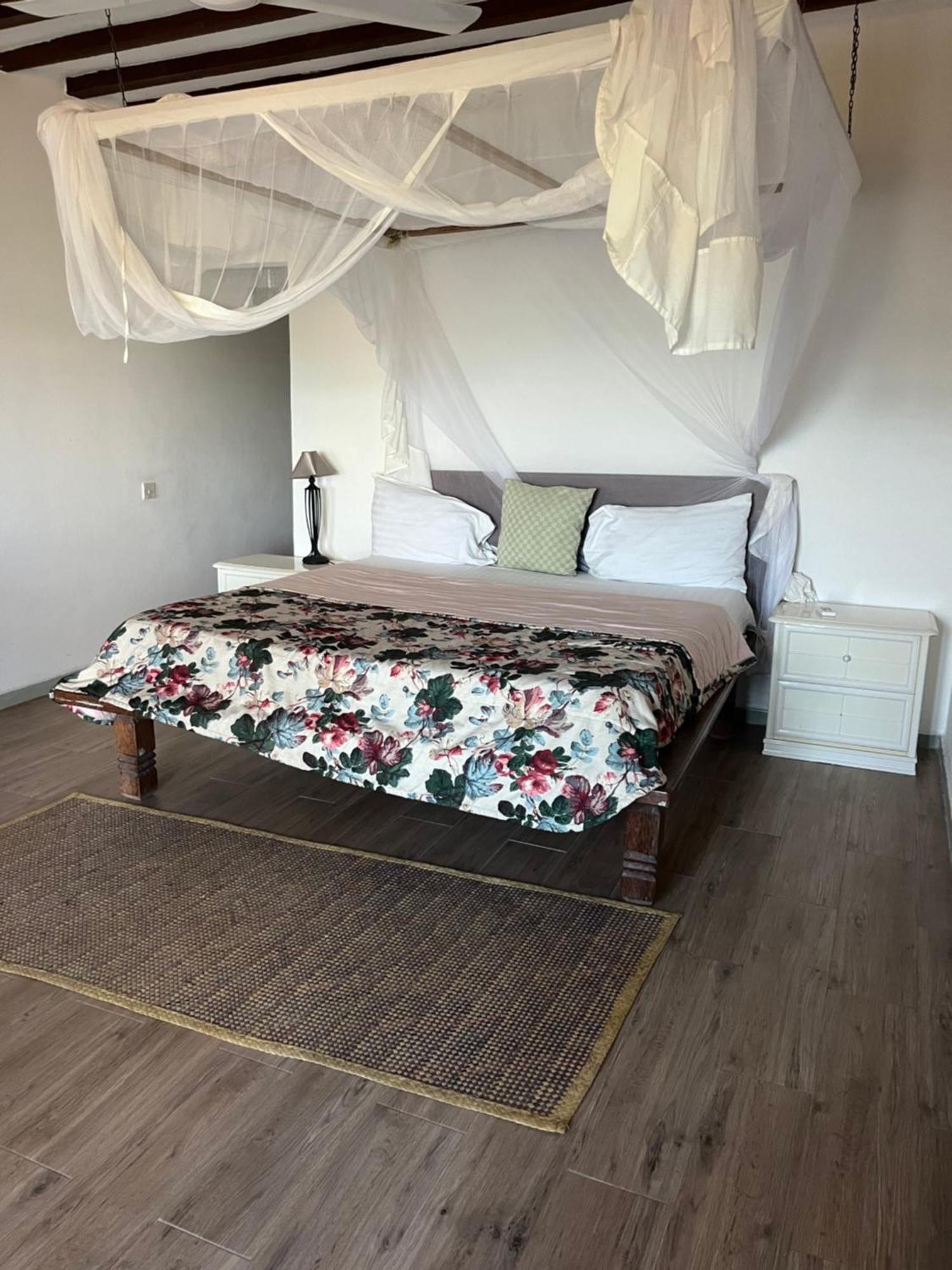 Malcom Residence 2 Mdudu Mkubwa Екстериор снимка